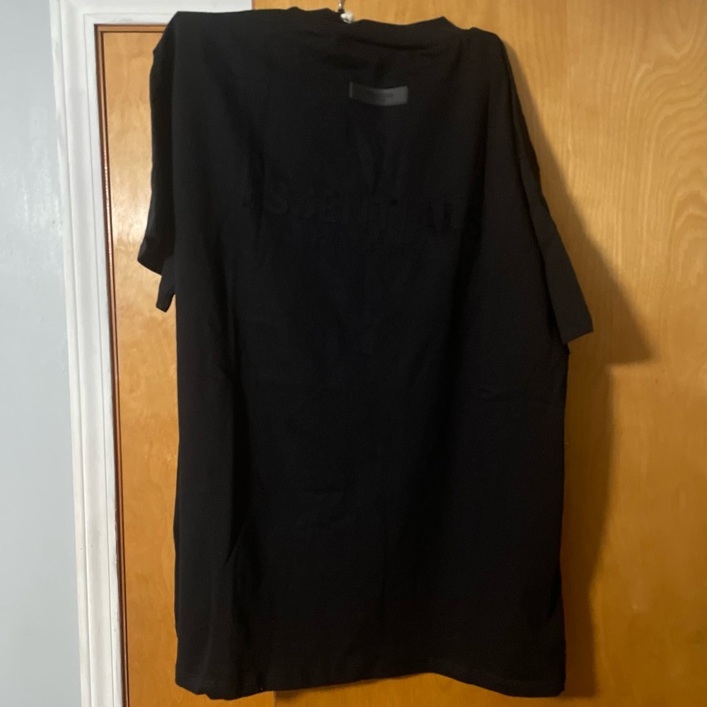 Essential shirt - Picture 6 of 6